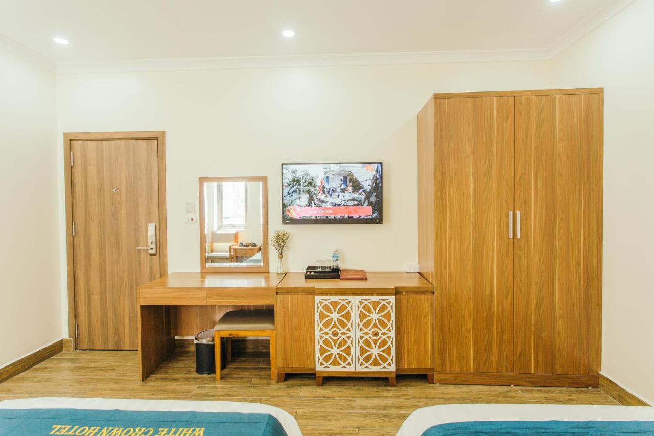White Crown Hotel הלונג מראה חיצוני תמונה