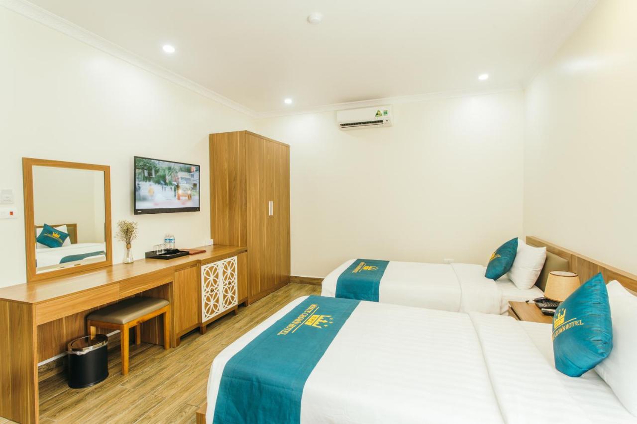 White Crown Hotel הלונג מראה חיצוני תמונה