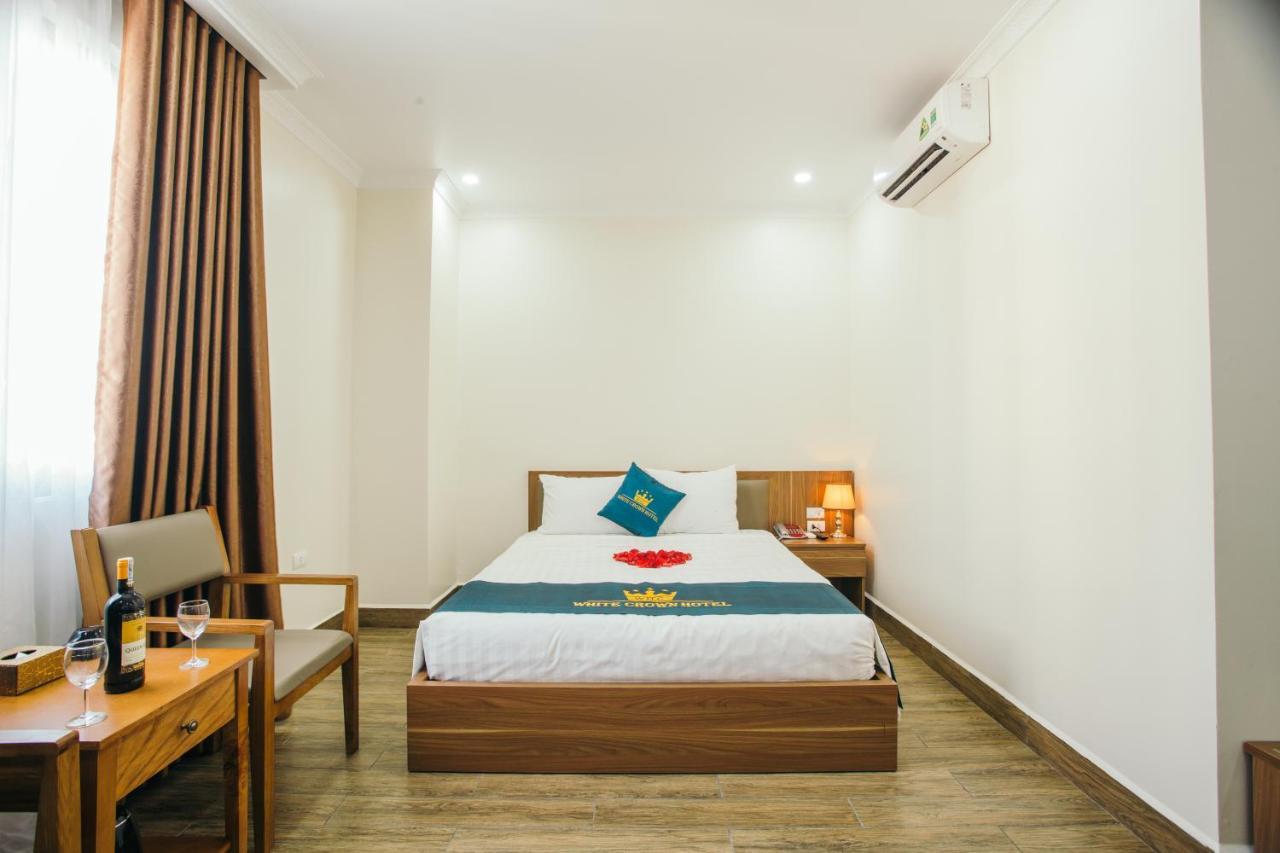 White Crown Hotel הלונג מראה חיצוני תמונה